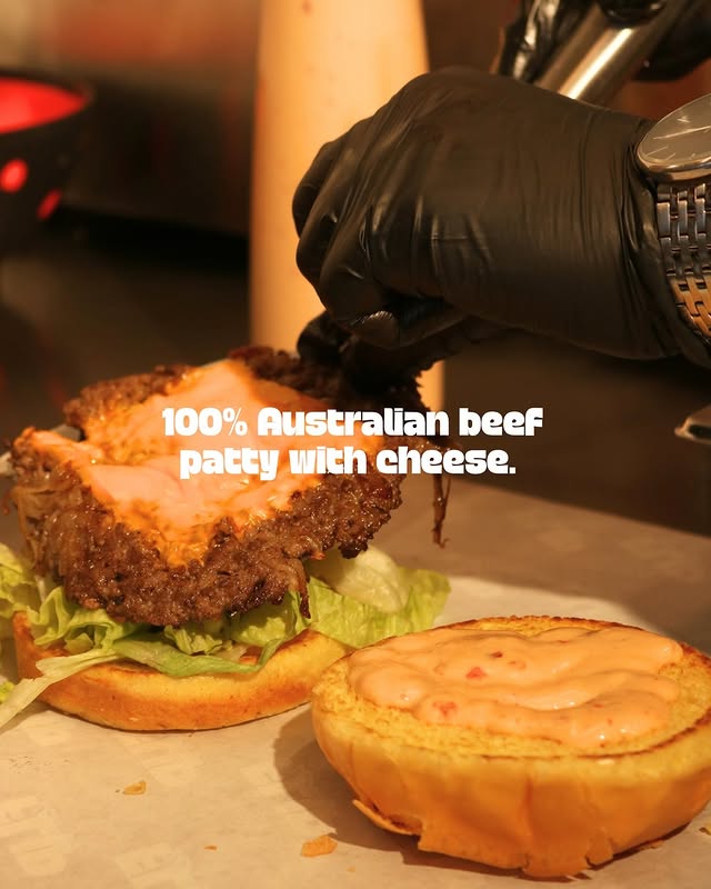 Flip Zero Askari 11 Lahore – Premium 100% Australian Beef Burgers 🍔🔥